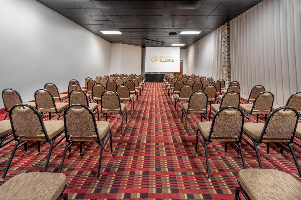 Grand Williston Hotel And Conference Center Dış mekan fotoğraf